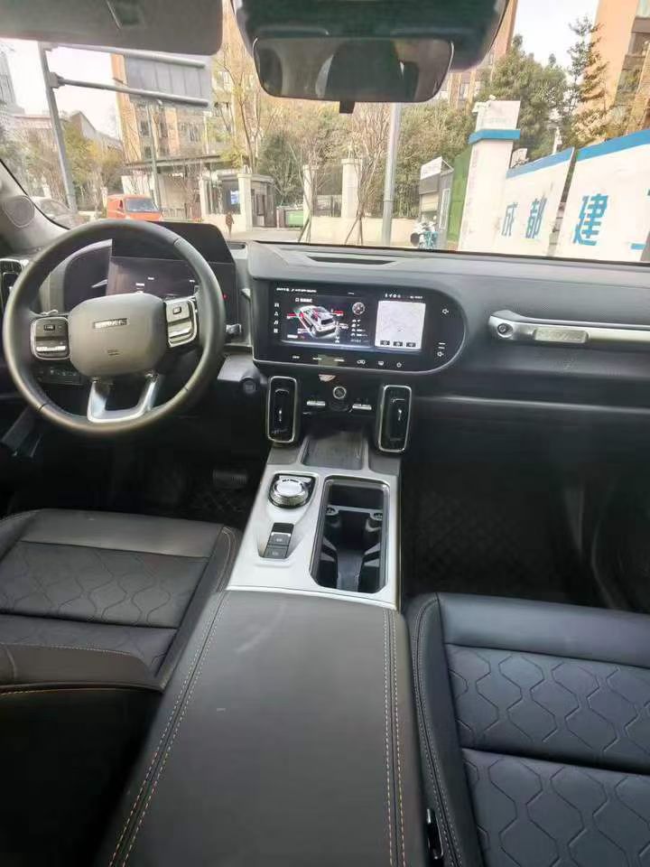 成都25年哈弗大狗6