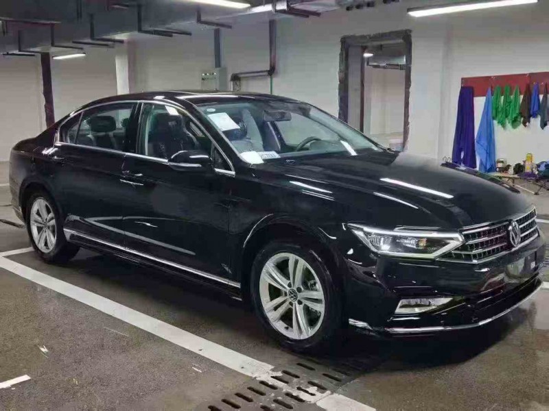 安顺26年大众迈腾3