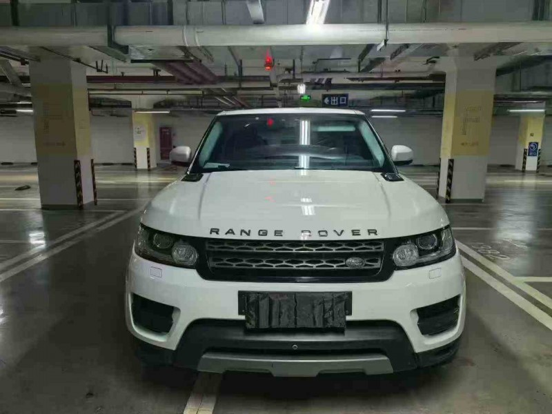 德阳17年路虎揽胜运动1