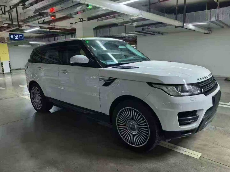 德阳17年路虎揽胜运动3