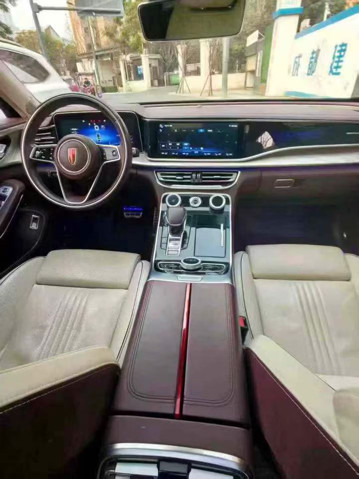 成都22年红旗H95