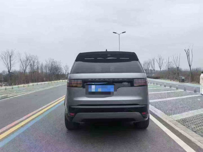 嘉興24年路虎發現8