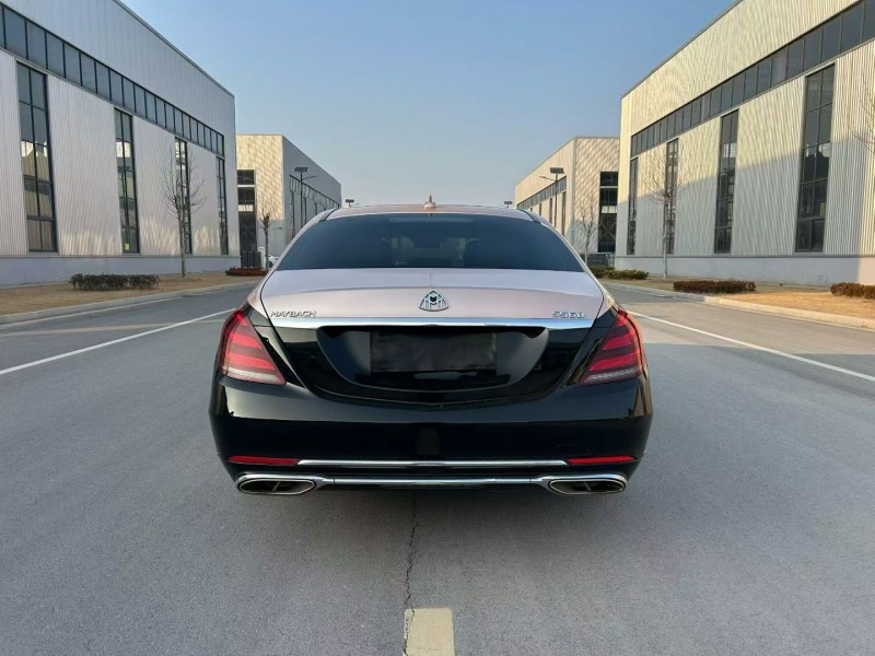 徐州18年奔馳邁巴赫S級9