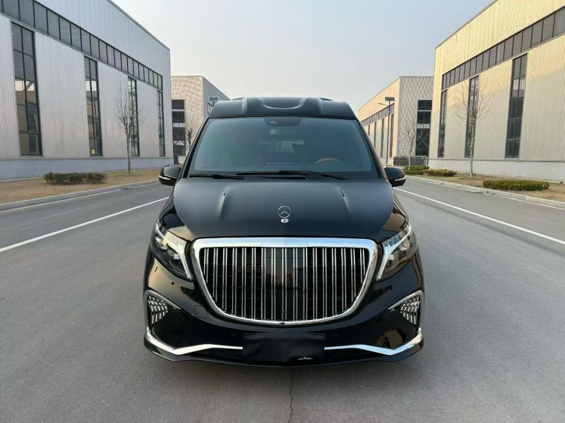 徐州24年奔馳威霆1