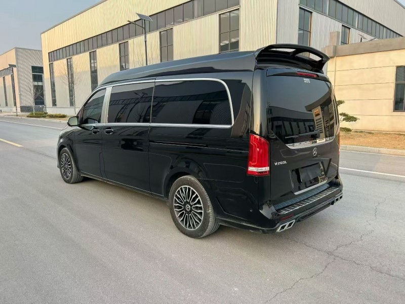 徐州24年奔馳威霆7