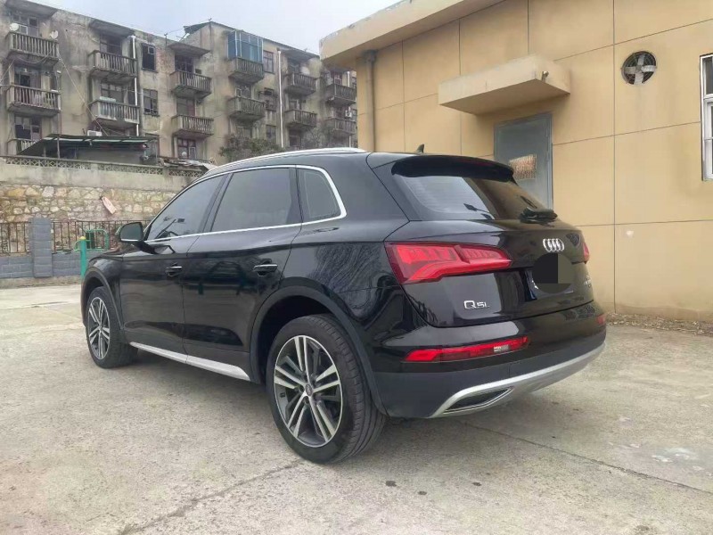 徐州19年奧迪Q54