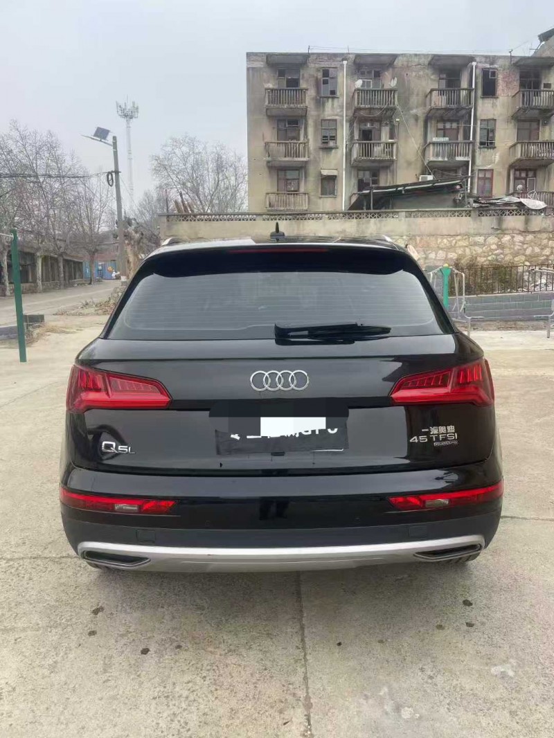 徐州19年奧迪Q59