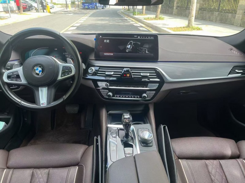 深圳21年寶馬5系5