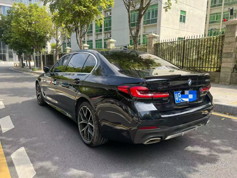 深圳21年寶馬5系8