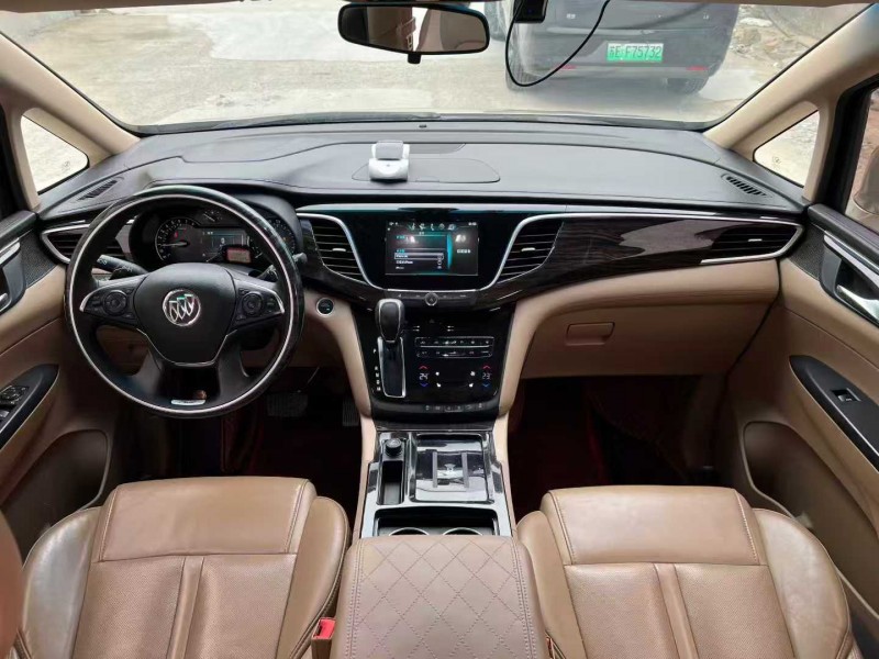 徐州18年别克GL86