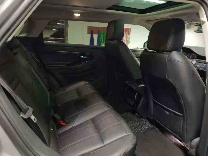 安顺24年路虎极光5