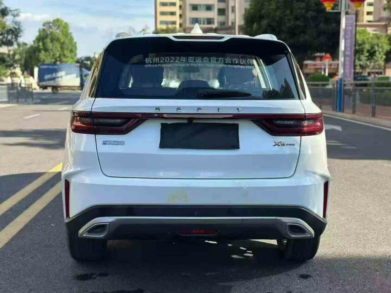 珠海22年吉利远景9