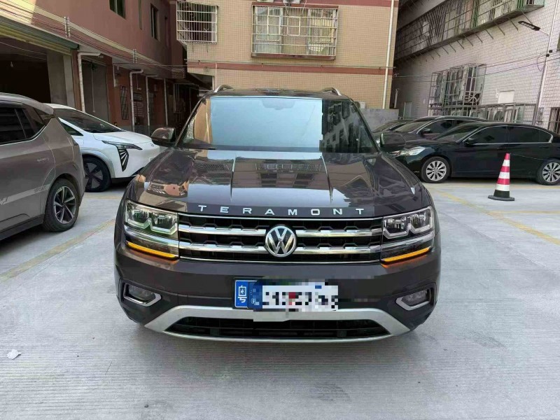 佛山17年大眾途昂1