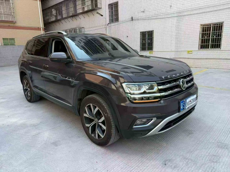 佛山17年大眾途昂3