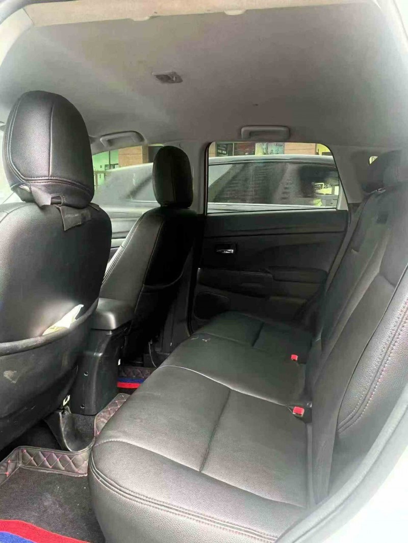 佛山15年三菱勁炫6