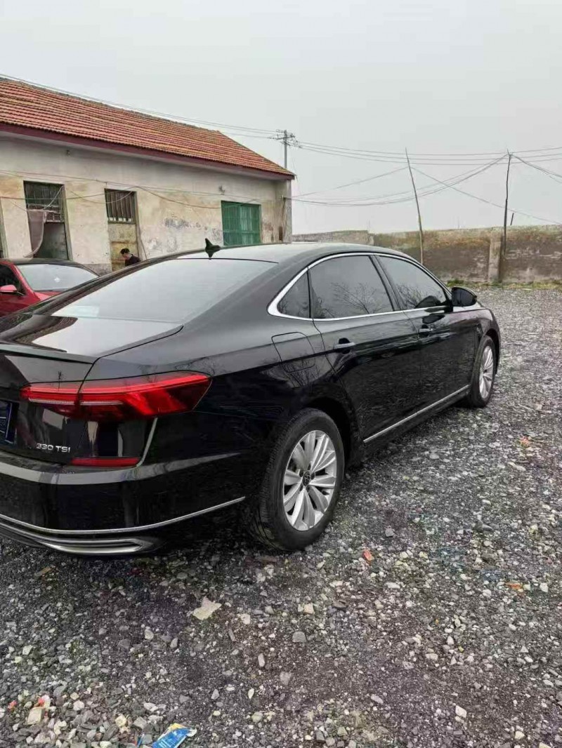 菏泽21年大众帕萨特8