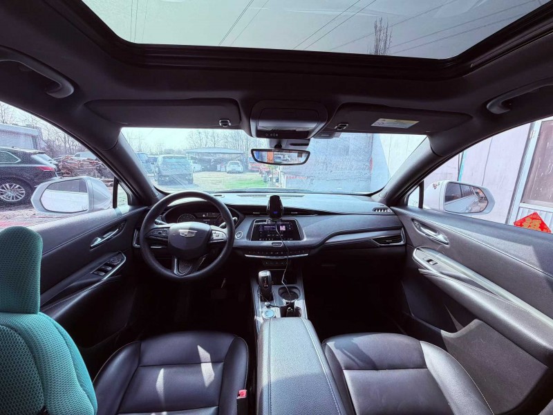 青岛20年凯迪拉克XT46