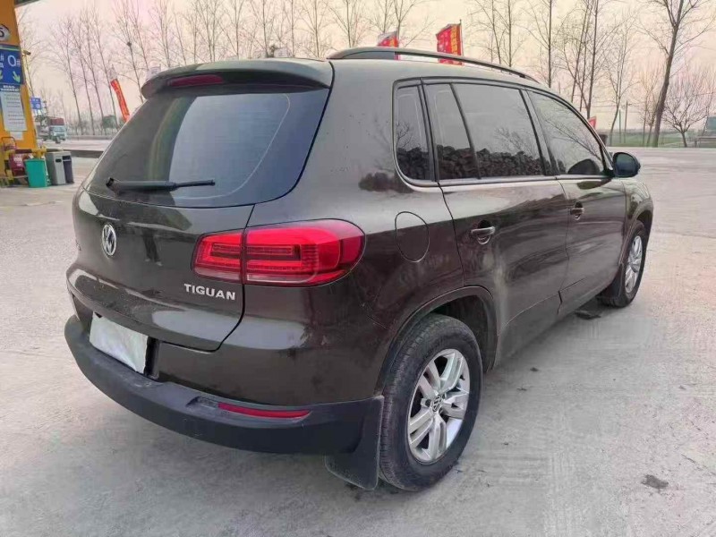 济南16年大众途观8