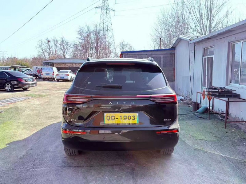 青岛24年华为智选问界5