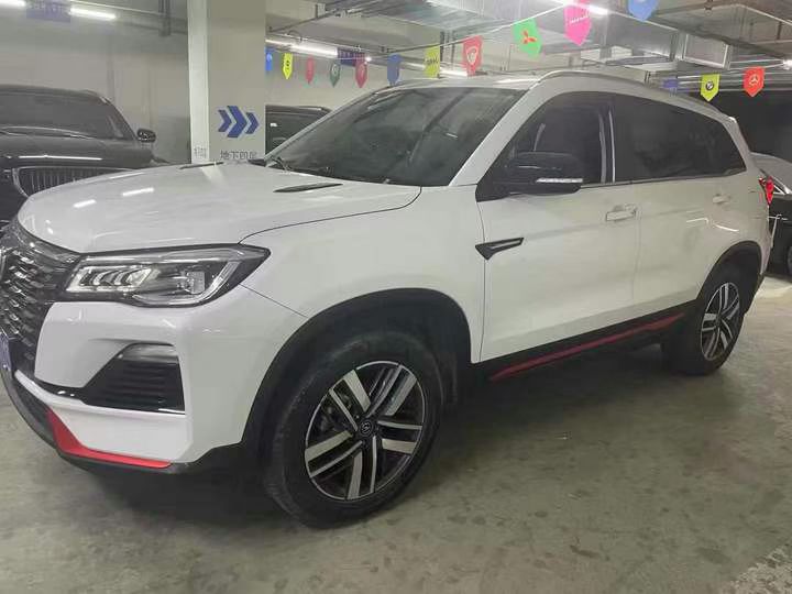 成都23年长安汽车CS753