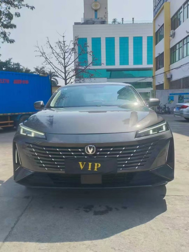 广州25年长安汽车逸动1