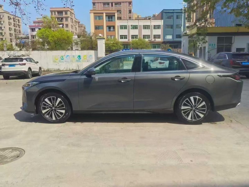 广州25年长安汽车逸动8