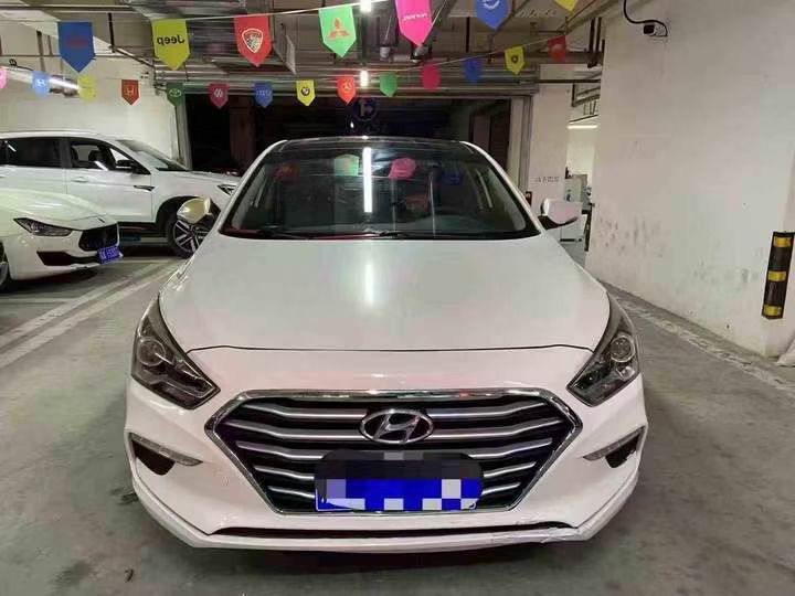 成都19年现代名图1