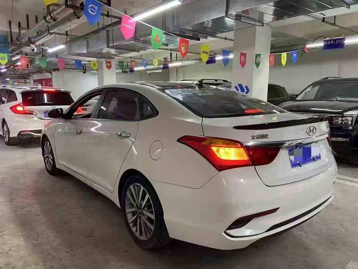 成都19年现代名图7