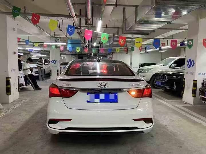 成都19年现代名图9