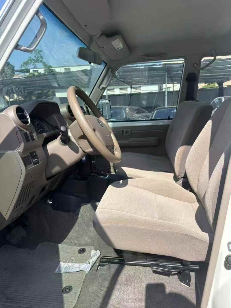 廣州24年豐田蘭德酷路澤7