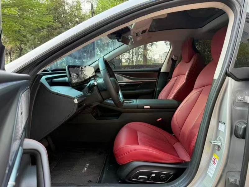 广州23年小鹏汽车p74