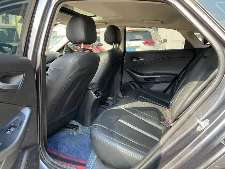 成都21年现代菲斯塔5