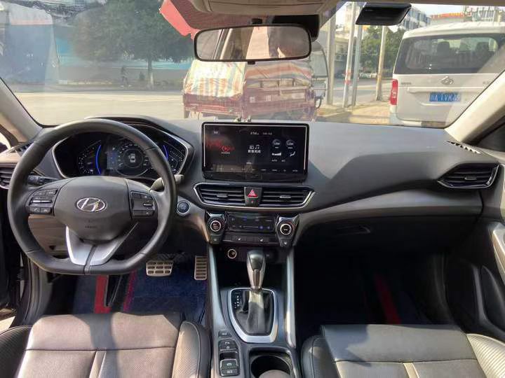 成都21年现代菲斯塔6