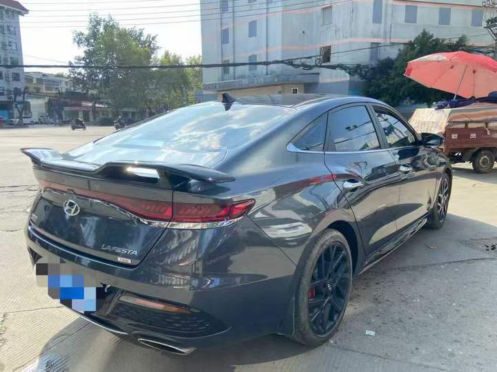 成都21年现代菲斯塔8