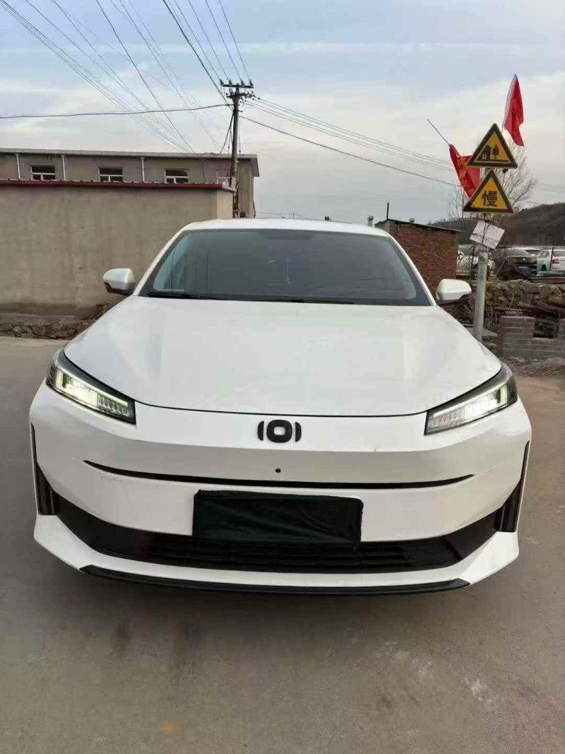 保定25年长安汽车启源1