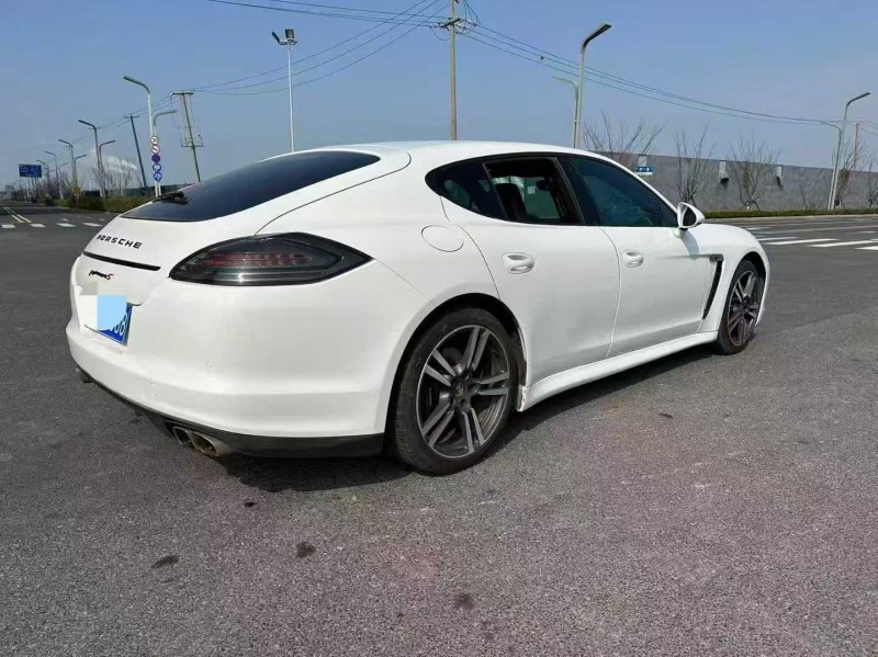 蘇州13年保時捷帕拉梅拉9