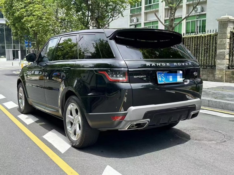 深圳21年路虎攬勝運動8