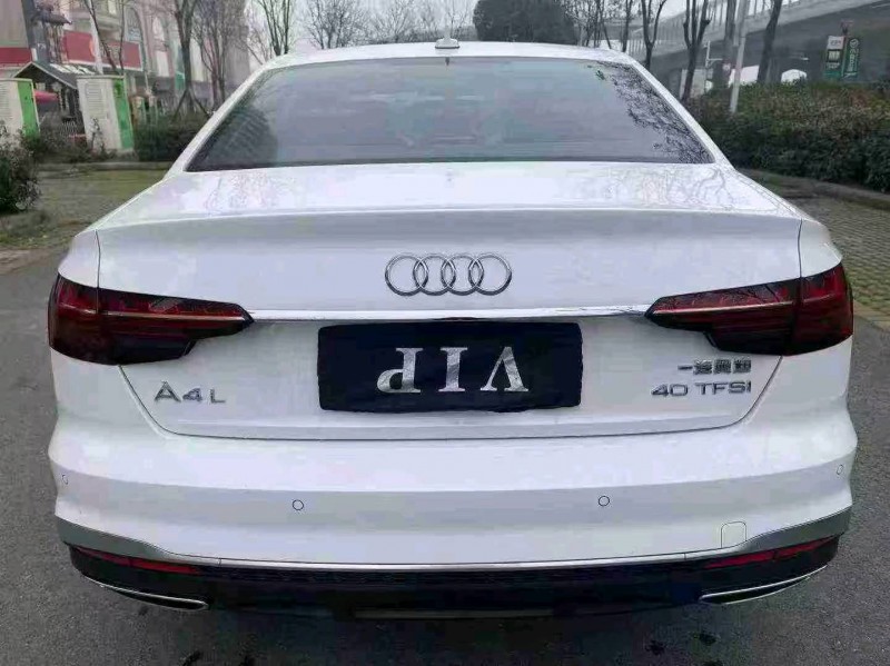 襄陽24年奧迪A4L4