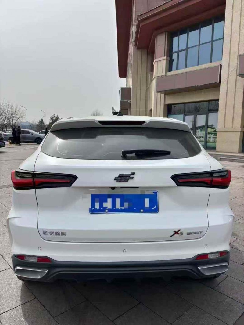 保定23年長安汽車歐尚9