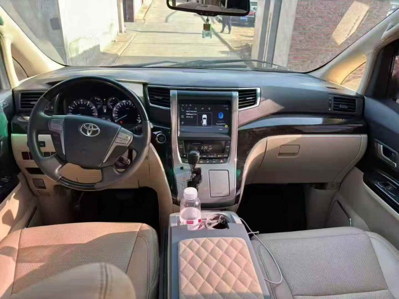 邯郸14年丰田埃尔法5