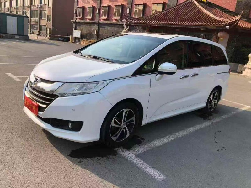济宁15年本田奥德赛3