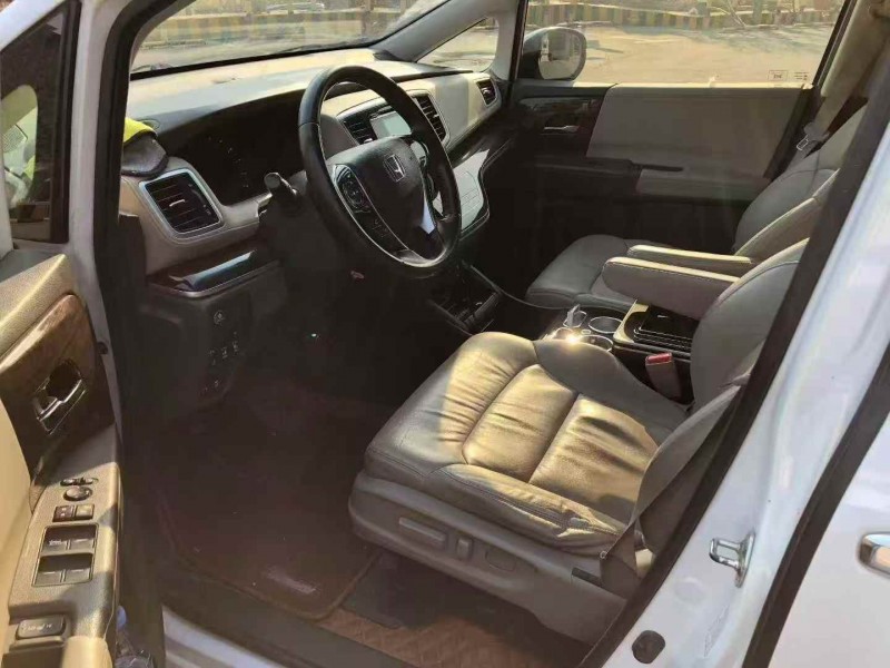 济宁15年本田奥德赛4