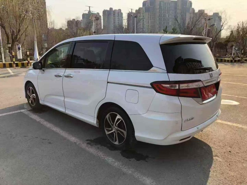 济宁15年本田奥德赛7