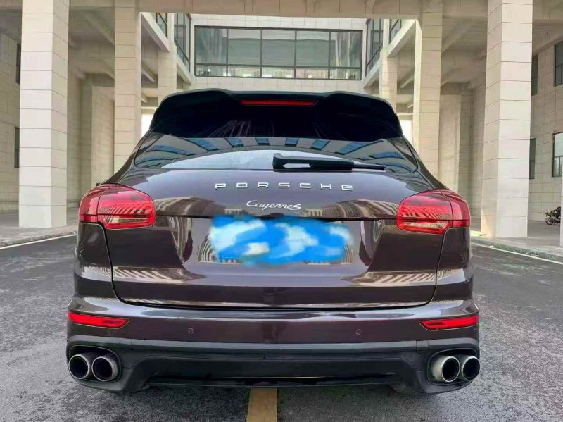 东营15年保时捷卡宴9