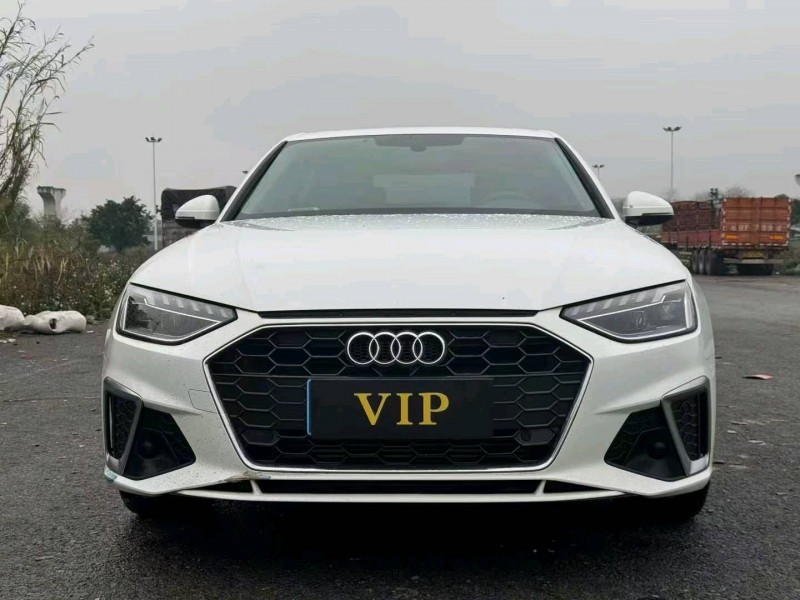 南宁23年奥迪A4L1