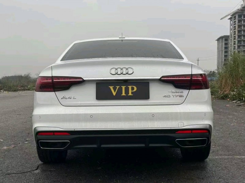 南宁23年奥迪A4L5