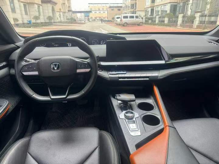 鹤壁23年长安汽车UNI7