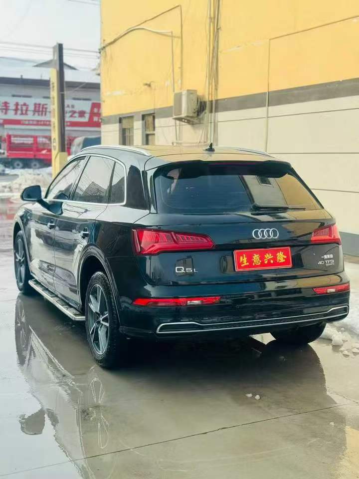 鶴壁19年奧迪Q56