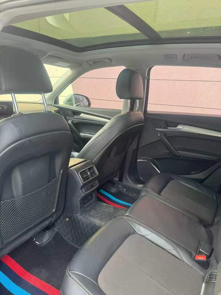 鶴壁19年奧迪Q57