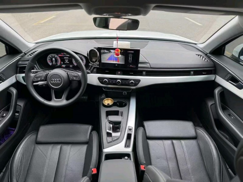 西安22年奧迪A4L5